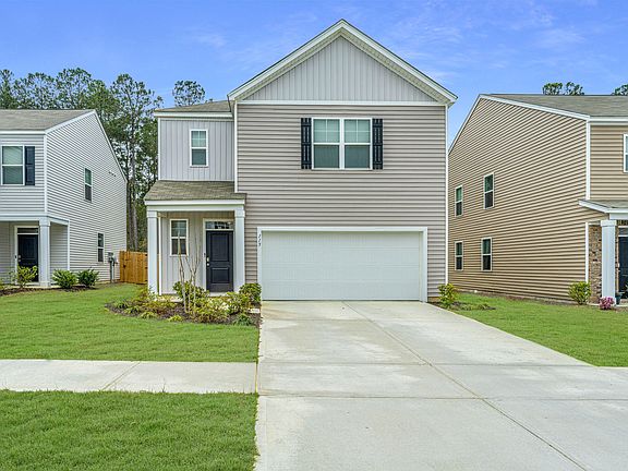 3rd image of 115 Blossom Wood Ln