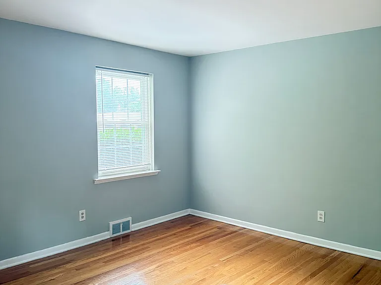 45 Morris Ave #18 — Photo 12