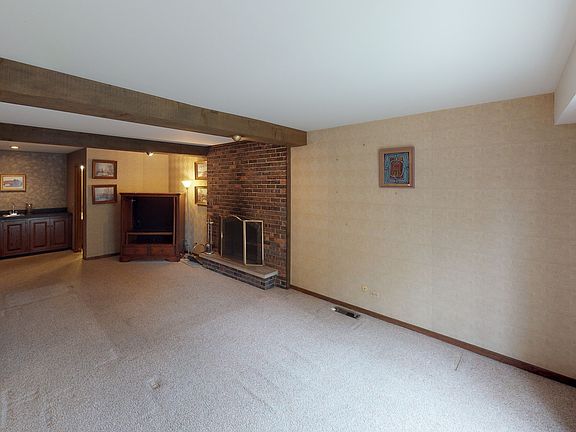 5th image of 7960 W Country Club Ln