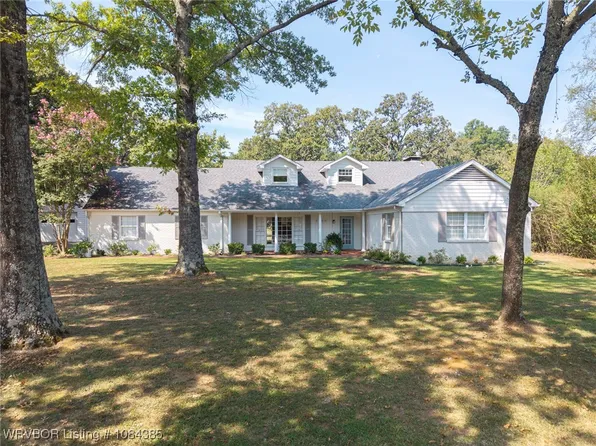 2600 S 46th St, Fort Smith, AR 72903