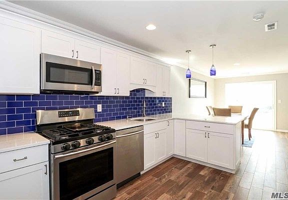 4th image of 70 Thomas Ln