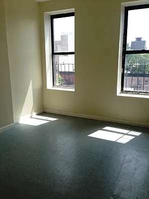 Rented by Landmine Realty LLC | media 7