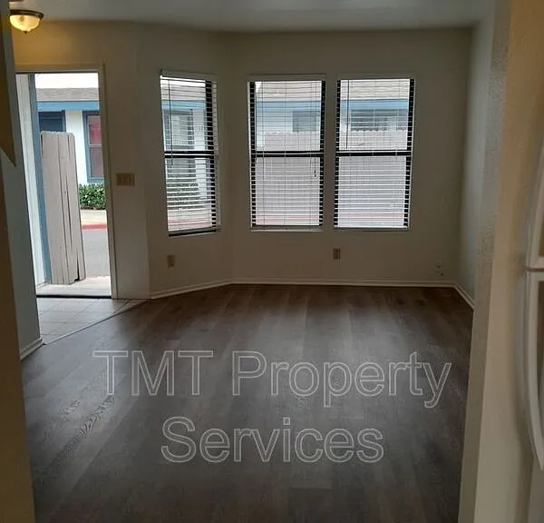 172 W Price St #2 — Photo 4