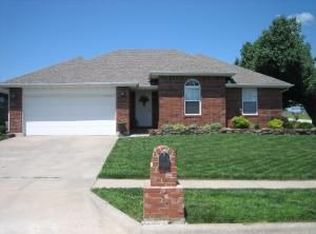 3411 S Western Ave, Springfield, MO 65807