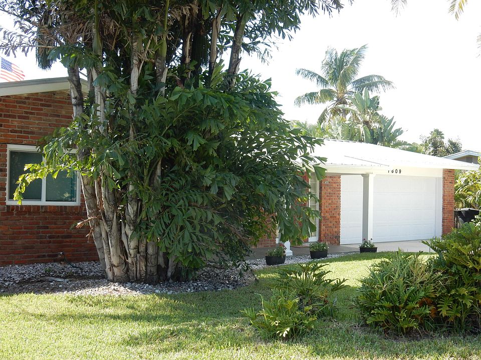 1st image of 1609 Bahia Drive