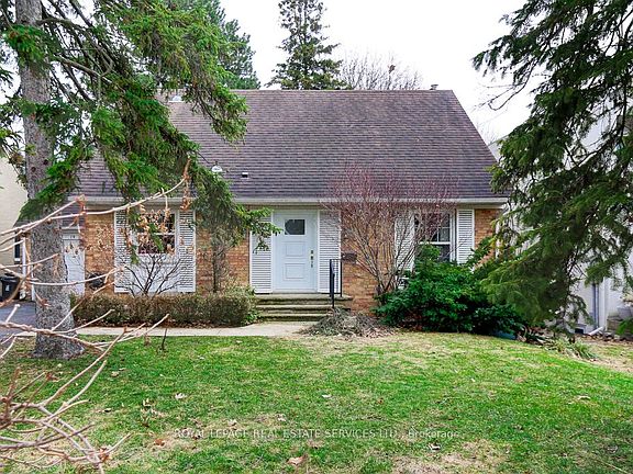 2nd image of 19 Hilldowntree Rd