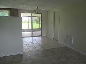 4th image of 10 James St