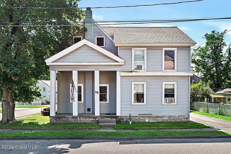 3rd image of 16 Montgomery Street