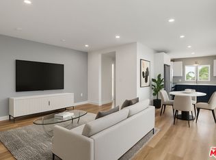 6350 Willoughby Ave APT 11, Los Angeles, CA 90038