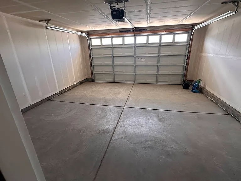 907 E Sea Horse Ct — Photo 21