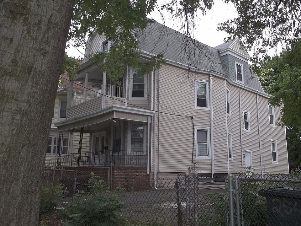 1st image of 56-58 Eckert Ave