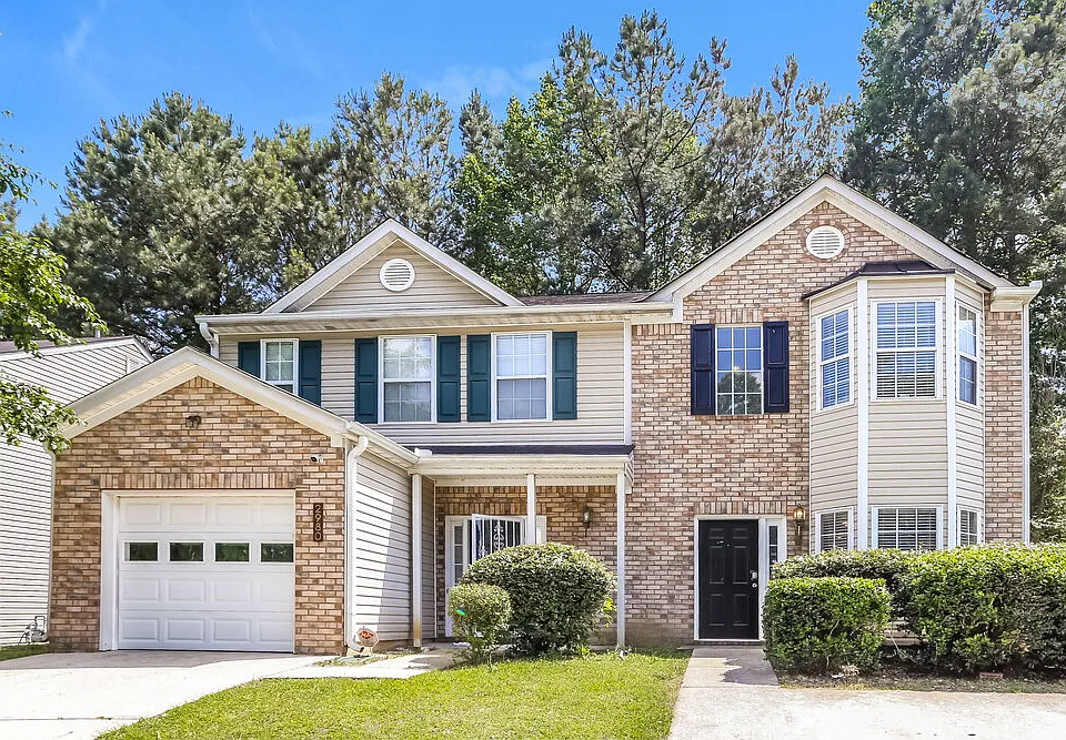 2984 Falling Water Point