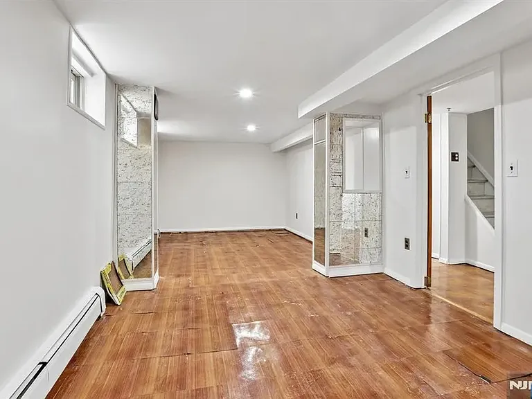 18 Patterson St — Photo 28