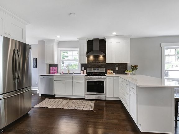 2nd image of 24 Lowell Pl