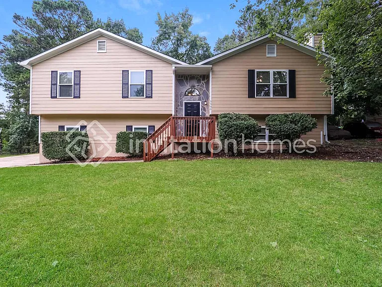 3396 Spring Ridge Dr — Photo 1