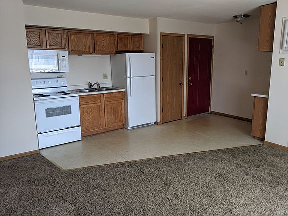 4th image of 131 John St #5