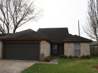 2218 Sunset Trl, Sugar Land, TX 77478