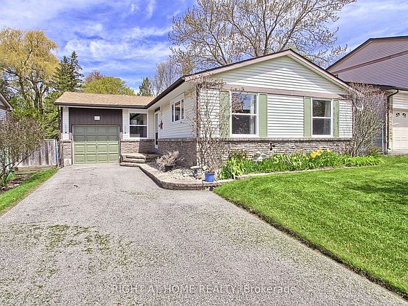 2nd image of 853 Magnolia Ave