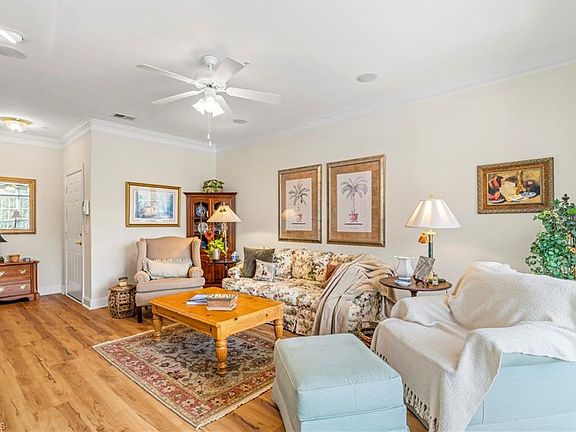 3rd image of 524 College Rd APT 207