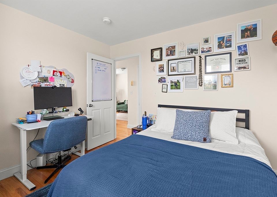 1st image of 220 Middlesex Ave #5