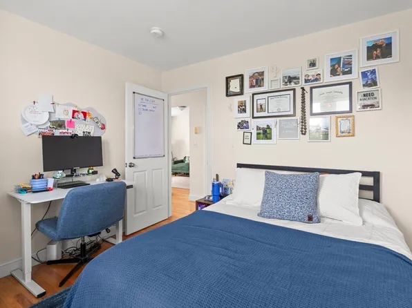 220 Middlesex Ave, Medford, MA