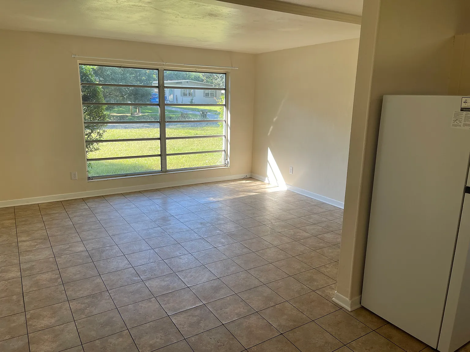 3 bed, 1100 sqft, $1,095 — Photo 3