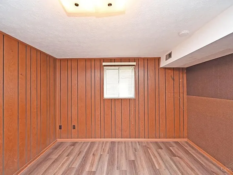 8608 Linderwood Ln — Photo 28