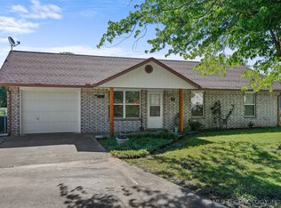 311 NW 1st St, Porum, OK 74455