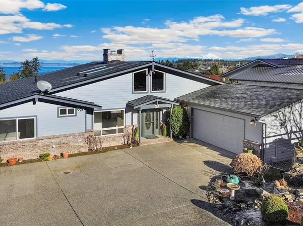 67 Conley Drive, Camano Island, WA 98282