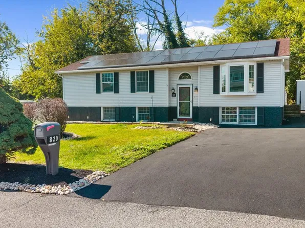 820 Walnut Ave, Bensalem, PA 19020