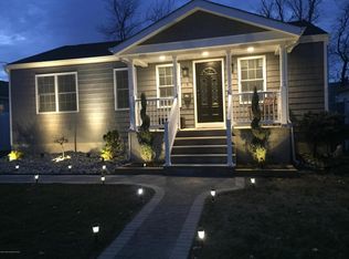 7 Brown Pl, Aberdeen, NJ 07747