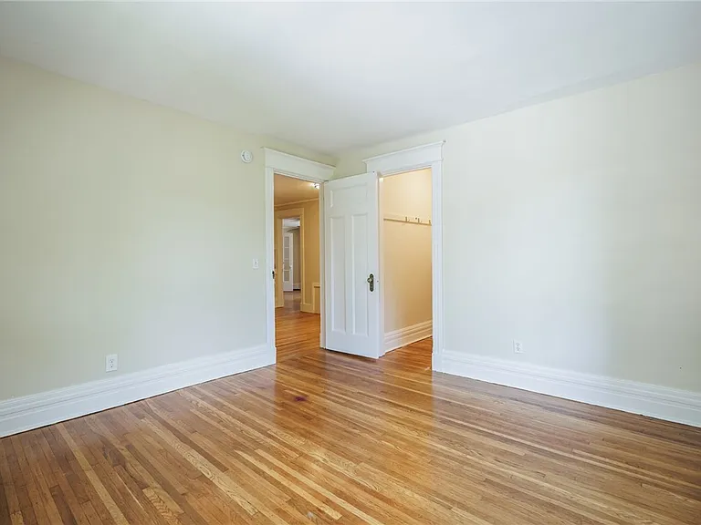 326 Barrington St #2 — Photo 35
