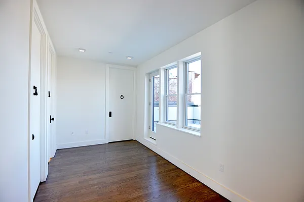 Rented by Corcoran | media 32