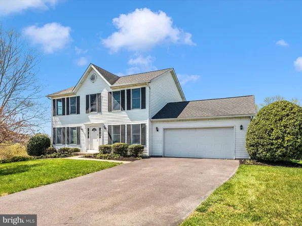 6348 Twin Ponds Ln, Mount Airy, MD 21771