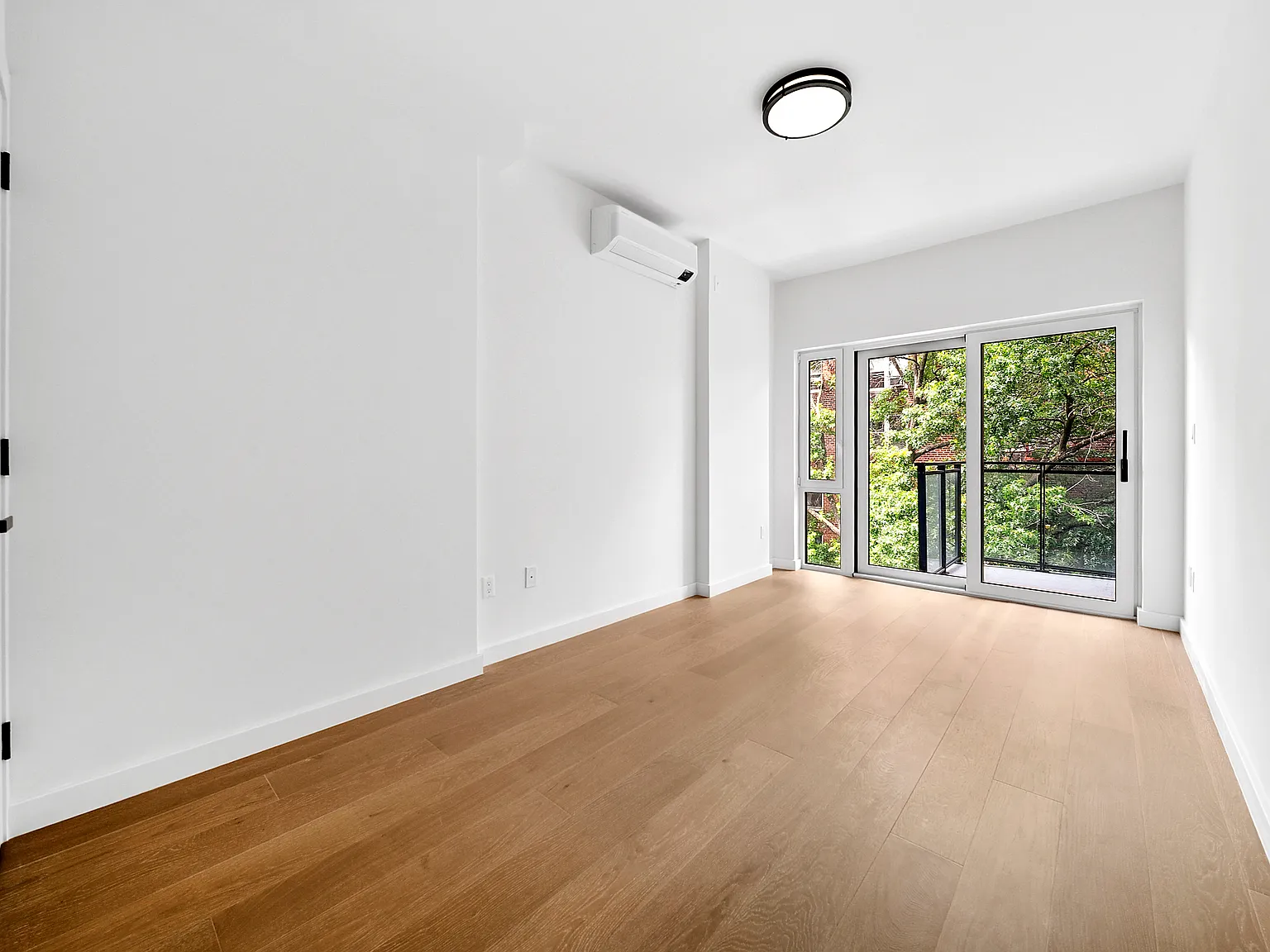 428 East 9th Street — Photo 2