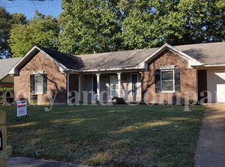 7129 Chevy Chase Dr, Memphis, TN 38125