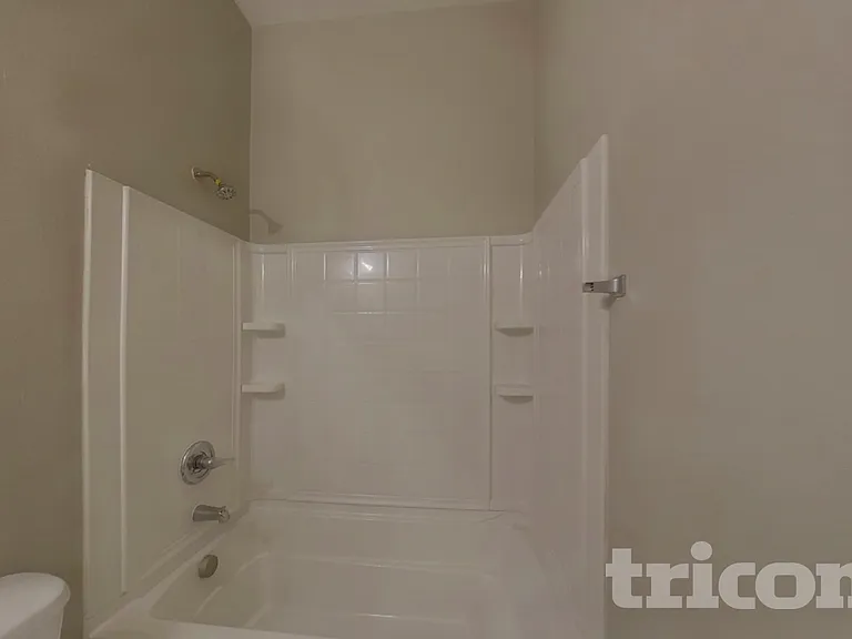 1301 Hearthstone Dr — Photo 8