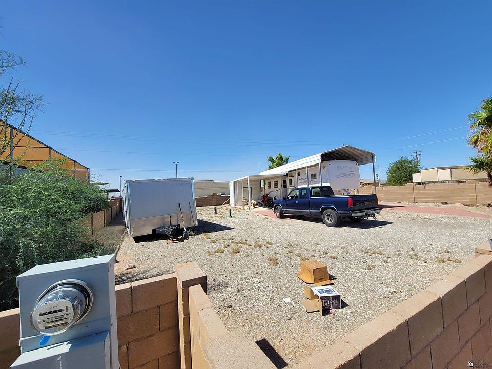 1st image of 10302 Robin Ln