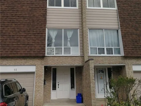 653 Village Pkwy #15, Markham, ON L3R 2R2