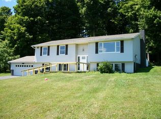 3493 Westview Rd, Morrisville, NY 13408