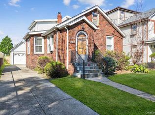 84-50 266th Street, Floral Park, NY