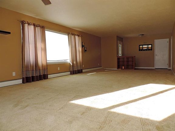 5th image of 504 10th St