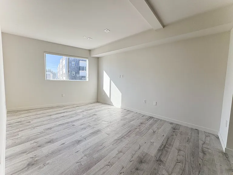 Legacy Tamarind Apartments — Photo 28