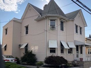 542 Freeman St, Lyndhurst, NJ 07071