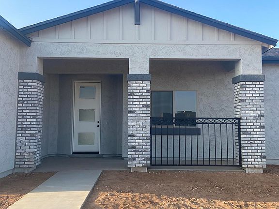 4th image of 22222 W DALE Lane