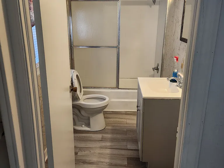507 Shepard St — Photo 17