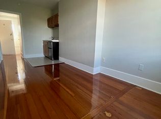 399 Marlborough St #18, Boston, MA 02115