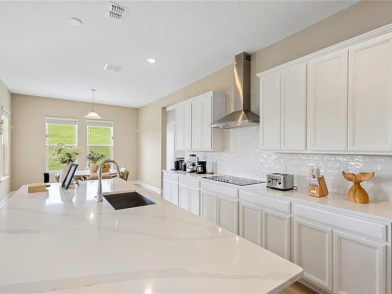 16031 Silver Brook Way — Photo 20
