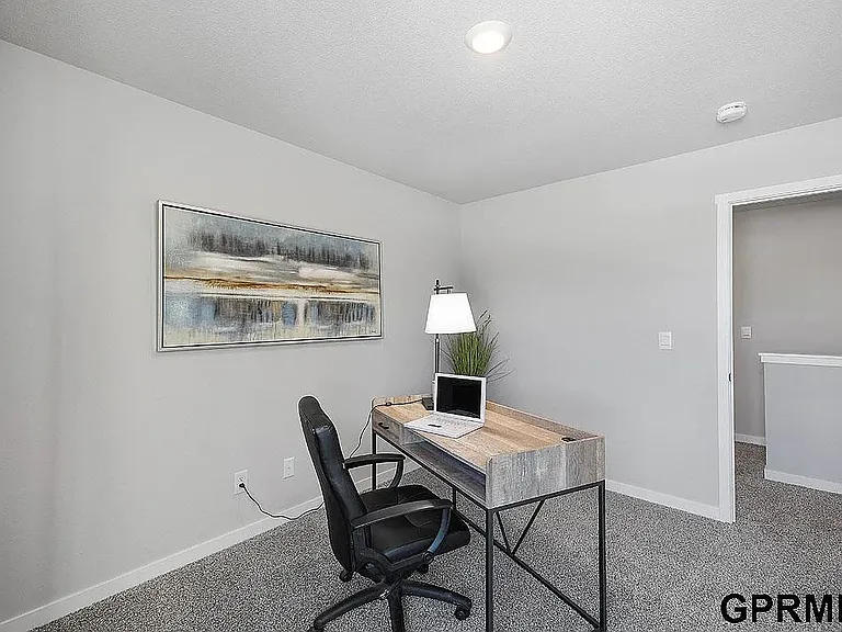 7405 S 204th Ave — Photo 7
