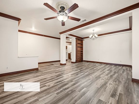5th image of 13724 Beaconsfield Ln